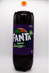 Fanta Sruguri Rosii 2,5 l